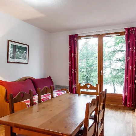 Appartement Le Bois De La Reine-1 By Interhome